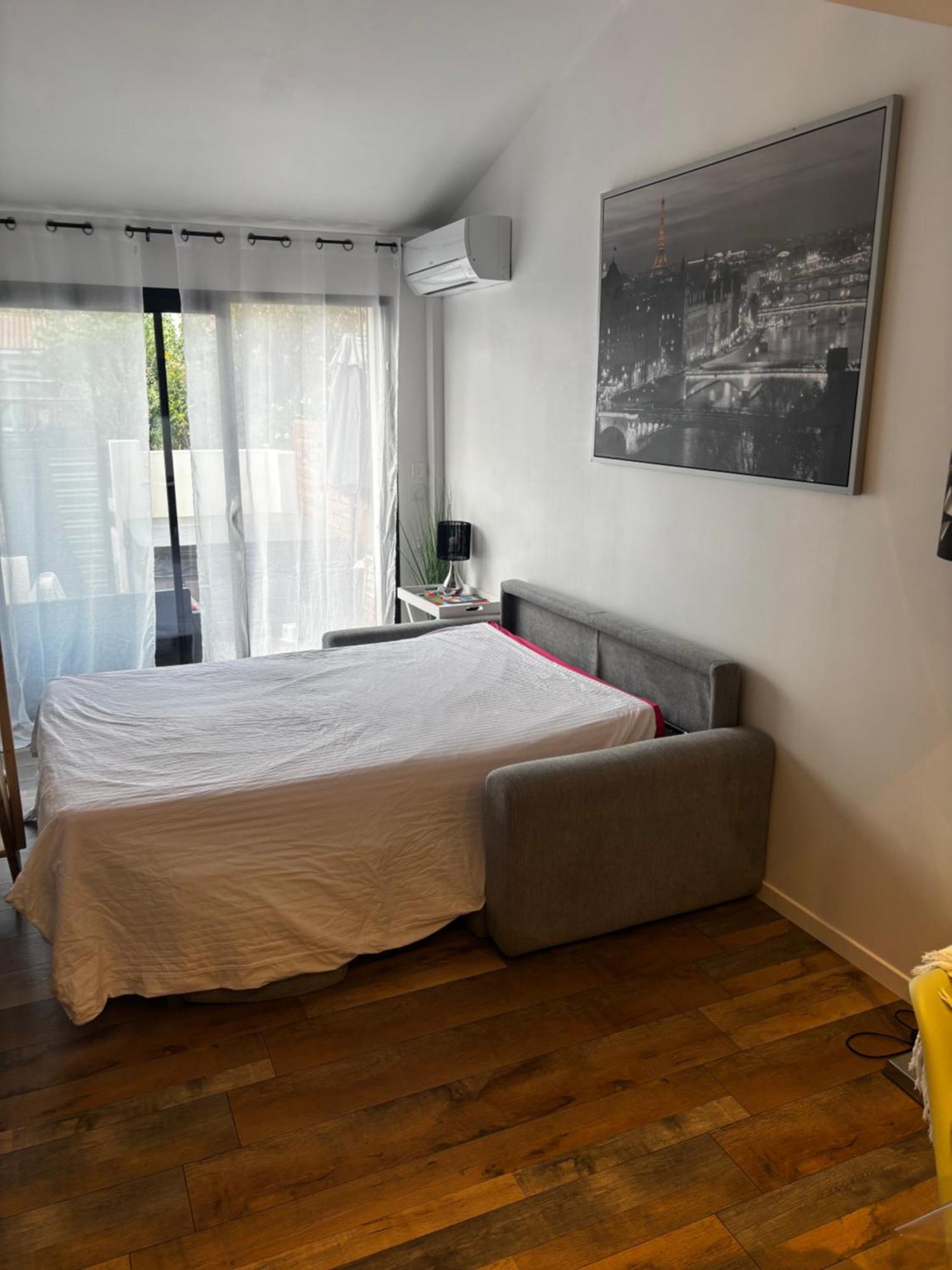 Logement Du Sud Avec Jacuzzi Sommieres Ngoại thất bức ảnh